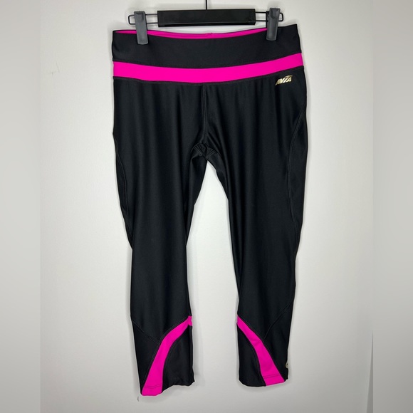 Avia Pants - Avia capri athletic leggings. Size medium. Pink/black. Cropped length.